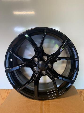 17"Velgen Estoril look 5x100 NIEUW VW POLO SEAT SKODA beschikbaar voor biedingen