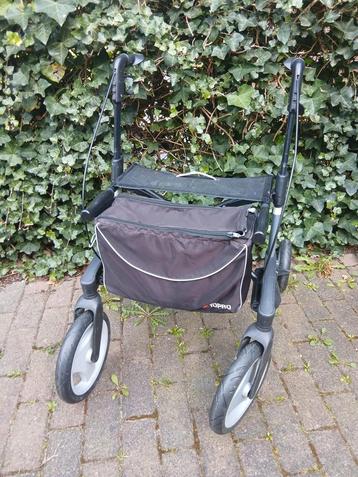 Gebruikt maar goede rollator beschikbaar voor biedingen