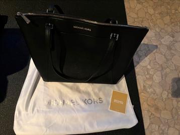 Nette orginele Michael Kors tas zwart beschikbaar voor biedingen