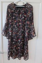 Feestelijke jurk merk Summum mt 44 kleur zwart/rood/goud, Kleding | Dames, Jurken, Summum Woman, Zwart, Maat 42/44 (L), Ophalen of Verzenden