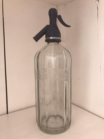 Brocante spuitwaterfles met reclametekst beschikbaar voor biedingen