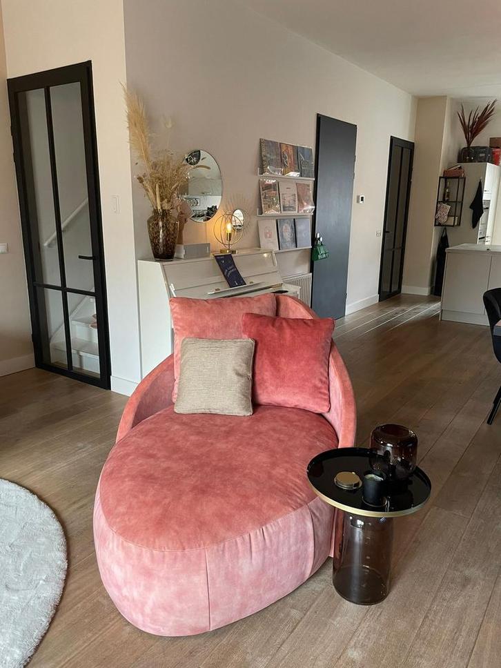 Roze velvet toya lounge passe partout, Huis en Inrichting, Fauteuils, Ophalen