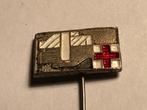 Metalen RODE KRUIS Speld (Rood/Wit/Metaalkleur)., Verzenden, Zo goed als nieuw, Overige onderwerpen, Speldje of Pin