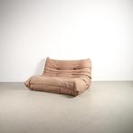 1x Ligne Roset Togo 2-zits Bank Bruin, Niet ingevuld, 100 tot 125 cm, Niet ingevuld, Tweepersoons