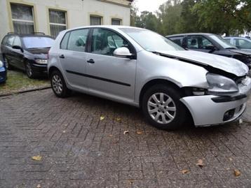 VW Golf 5 bj 2004 BCA 1.4 16v 5g FXQ 5 deurs zilver voor dem