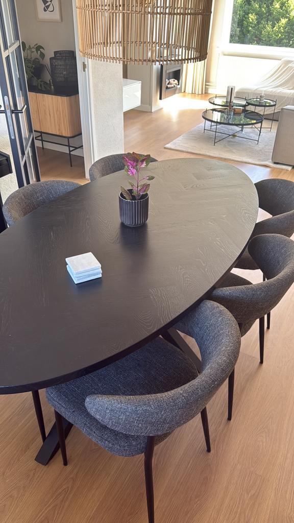 Karwei eetkamerstoelen Cato grijs met zwart set 6 stuks, Huis en Inrichting, Stoelen, Zo goed als nieuw, Vijf, Zes of meer stoelen