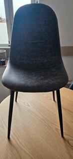 Mooie eethoek. Tafel 110cm en 4 stoelen., Ophalen, Zo goed als nieuw, 4 tot 6 stoelen