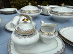 Hutschenreuther 9P porseleinen servies Hohenberg Madeleine, Antiek en Kunst, Antiek | Servies compleet, Ophalen