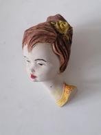 vintage wandhoofdje van een meisje 11x7 cm, Ophalen of Verzenden