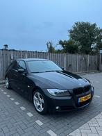 BMW 3-Serie 2.0 320i 170PK 2009 Zwart (GEEN APK), 1995 cc, Zwart, 4 cilinders, Zwart