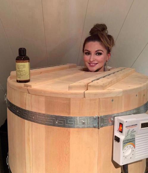 Ceder Spa Ton met stoomgenerator jouw Eigen Wellness in de T, Sport en Fitness, Sauna, Nieuw, Complete sauna, Fins of Traditioneel