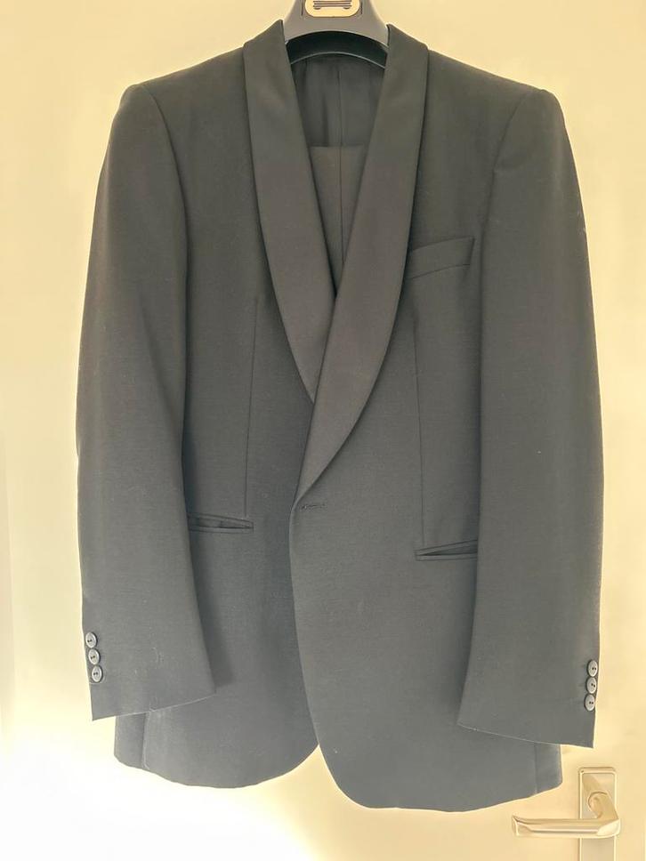 Smoking - The Society Shop, Kleding | Heren, Kostuums en Colberts, Zo goed als nieuw, Maat 48/50 (M), Zwart, Ophalen of Verzenden