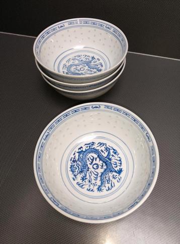 Chinese kom en schalen. beschikbaar voor biedingen