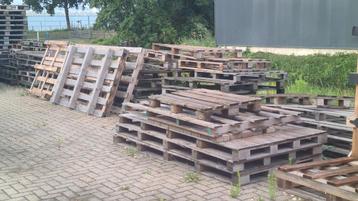 Gratis pallets af te halen zsm beschikbaar voor biedingen