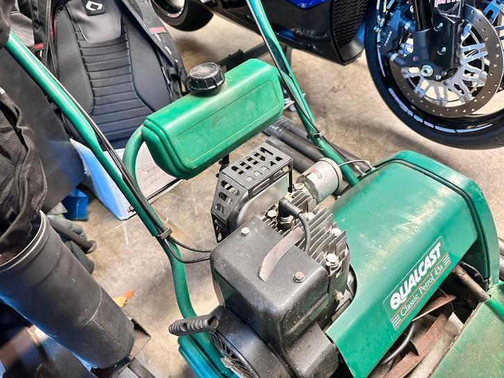 Atco Qualcast Kooimaaier - Klassieker!, Tuin en Terras, Grasmaaiers, Gebruikt, Benzine-grasmaaier, 30 t/m 39 cm, Kooimesmaaier