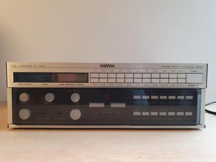 Revox B 261 Synthesizer FM Tuner, Audio, Tv en Foto, Tuners, Ophalen of Verzenden