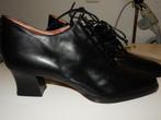 Zwarte leren schoen met hak van 4 cm, maat 41, Ophalen, Zwart, Nieuw, Schoenen met hoge hakken