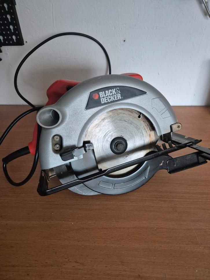 Black & Decker Cirkelzaag - weinig gebruikt!, Doe-het-zelf en Verbouw, Gereedschap | Zaagmachines, Gebruikt, Cirkelzaag, 600 tot 1200 watt
