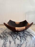 Mooie natural terracotta schaal / fruitschaal / bowl, Ophalen of Verzenden, Zo goed als nieuw, Rond, Steen of Aardewerk