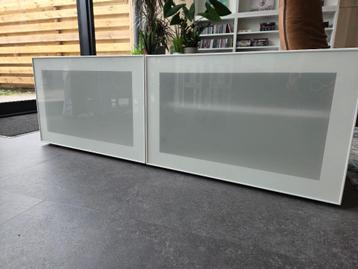 IKEA Besta Tv-meubel 120 x 38 Wit incl deuren beschikbaar voor biedingen