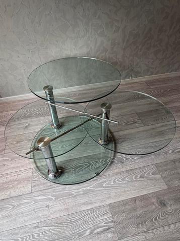 Glazen Salontafel met Chrome Onderstel uitschuifbaar beschikbaar voor biedingen