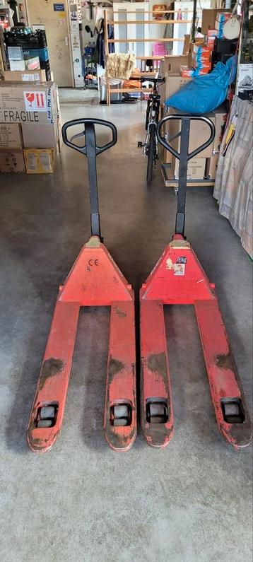 2x Manitou palletwagen/pompwagen beschikbaar voor biedingen
