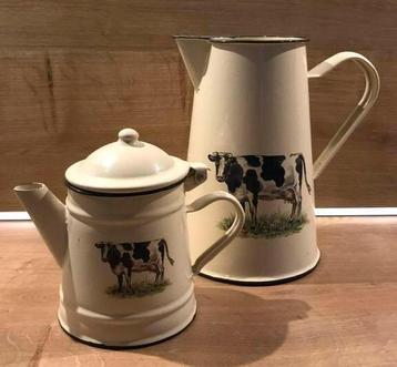 Emaille kannenset koe beschikbaar voor biedingen
