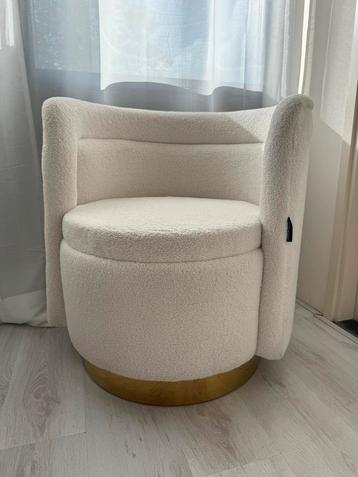 2x fauteuils zo goed als nieuw beschikbaar voor biedingen