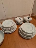 8 persoons - 44 delig licht blauw Riviera Maison set, Huis en Inrichting, Keuken | Servies, Ophalen, Zo goed als nieuw, Bord(en)