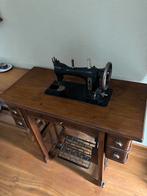 Antieke naaimachine aangeboden, Antiek en Kunst, Antiek | Naaimachines, Ophalen of Verzenden