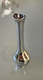 Zeer fraai verzilverd vaasje met parelrand van Keltum, Antiek en Kunst, Antiek | Goud en Zilver, Ophalen of Verzenden, Zilver