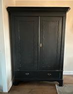 Oude kast zwart, Antiek en Kunst, Antiek | Meubels | Kasten, Ophalen