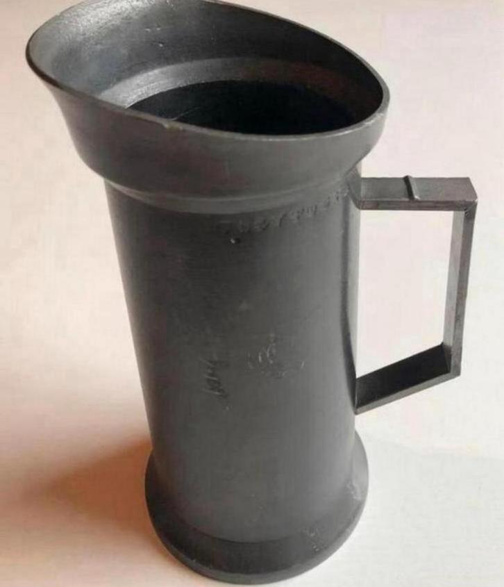 Tinnen maatbeker 1/2 liter Engeltjes Tin gemerkt, Antiek en Kunst, Antiek | Tin, Ophalen of Verzenden