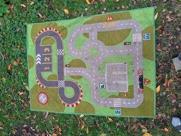 Gratis ophalen ikea speelkleed  beschikbaar voor biedingen