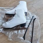 Nieuwe schaatsen maat 40
Merk Roces, Sport en Fitness, Schaatsen, Ophalen of Verzenden, Zo goed als nieuw, Kunstschaatsen, Overige merken