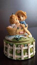 Vintage Porseleinen draaiende muziekdoos berenfiguren .nr 4, Antiek en Kunst, Antiek | Porselein, Ophalen of Verzenden