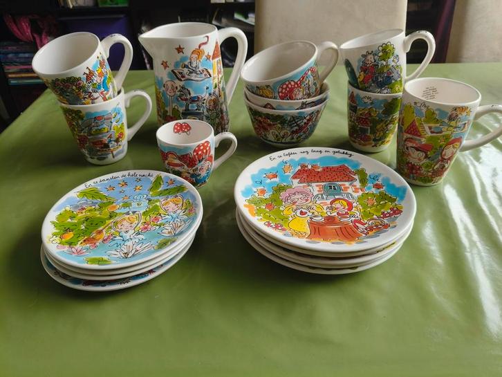 Grote set Blond Amsterdam Efteling, Huis en Inrichting, Keuken | Servies, Zo goed als nieuw, Kop(pen) en/of Schotel(s), Blond Amsterdam