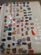 Vintage Reclame Speldjes, 60-70 jaar oud, Verzamelen, Speldjes, Pins en Buttons, Ophalen of Verzenden, Gebruikt, Merk, Speldje of Pin