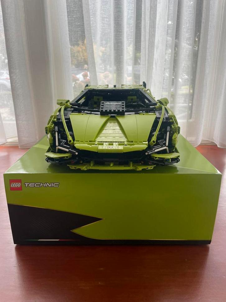 Lamborghini Sian FKP 37 setnummer 42115, Kinderen en Baby's, Speelgoed | Duplo en Lego, Zo goed als nieuw, Lego, Complete set