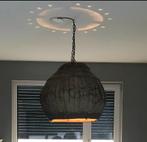 Robuuste hanglamp, Huis en Inrichting, Lampen | Hanglampen, Ophalen, Zo goed als nieuw, Metaal, 50 tot 75 cm