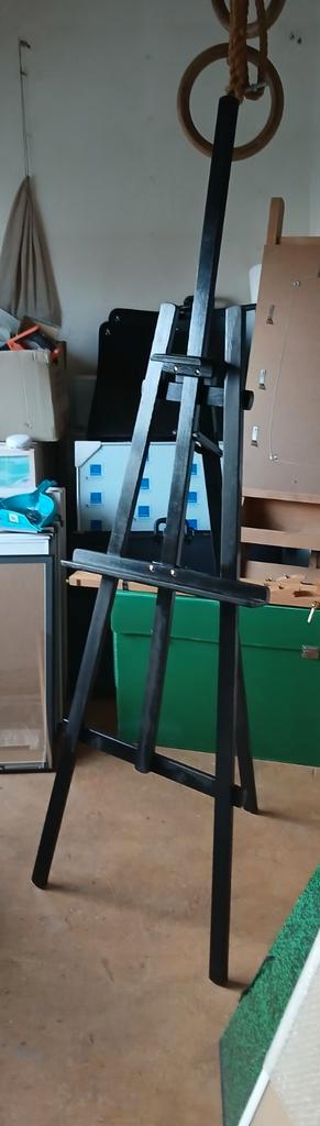 Driepoot ezel/houten- en metalen veldezel  beschikbaar voor biedingen