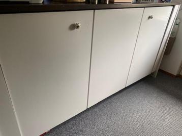 inklapbare wandbed beschikbaar voor biedingen