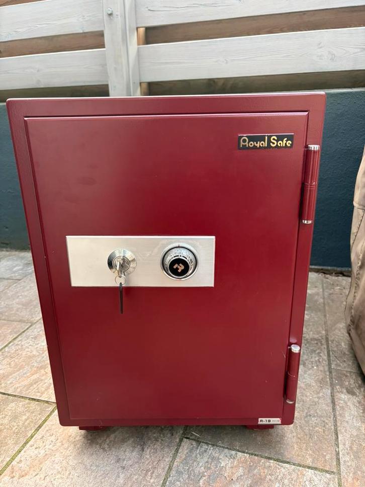 Inbraakwerende en 2 uur brandwerende Royal Safe R19 kluis, Huis en Inrichting, Brandblussers en Brandkasten, Zo goed als nieuw