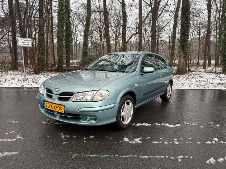 Nissan Almera 1.5 3D 2001 Groen leuke auto met APK, Auto's, Nissan, Particulier, Almera, Benzine, B, Hatchback, Handgeschakeld
