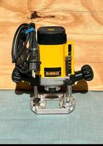 Bovenfrees Dewalt DW615, Doe-het-zelf en Verbouw, Gereedschap | Freesmachines, Ophalen of Verzenden, Zo goed als nieuw, Elektrisch