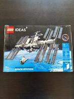 LEGO 21321 – International Space Station (ISS) + verlichting, Ophalen of Verzenden, Zo goed als nieuw, Complete set, Lego