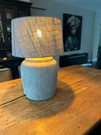 Stenen lamp, Ophalen, Gebruikt, Grijs, Rond