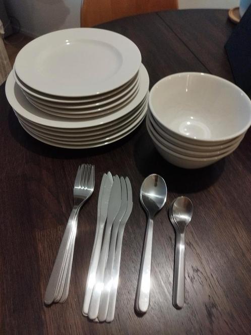 Ikea Servies - Compleet, Huis en Inrichting, Keuken | Servies, Gebruikt, Compleet servies, Effen, Keramiek, Ophalen
