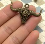 Antieke bronzen stier OX Head charmeert Hangers 3x4,5cmm, Ophalen of Verzenden, Geel, Overige materialen, Dier