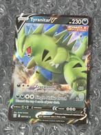 Tyranitar V 097/163 Sword & Shield Battle Styles Ultra Rare, Ophalen of Verzenden, Zo goed als nieuw, Losse kaart, Foil